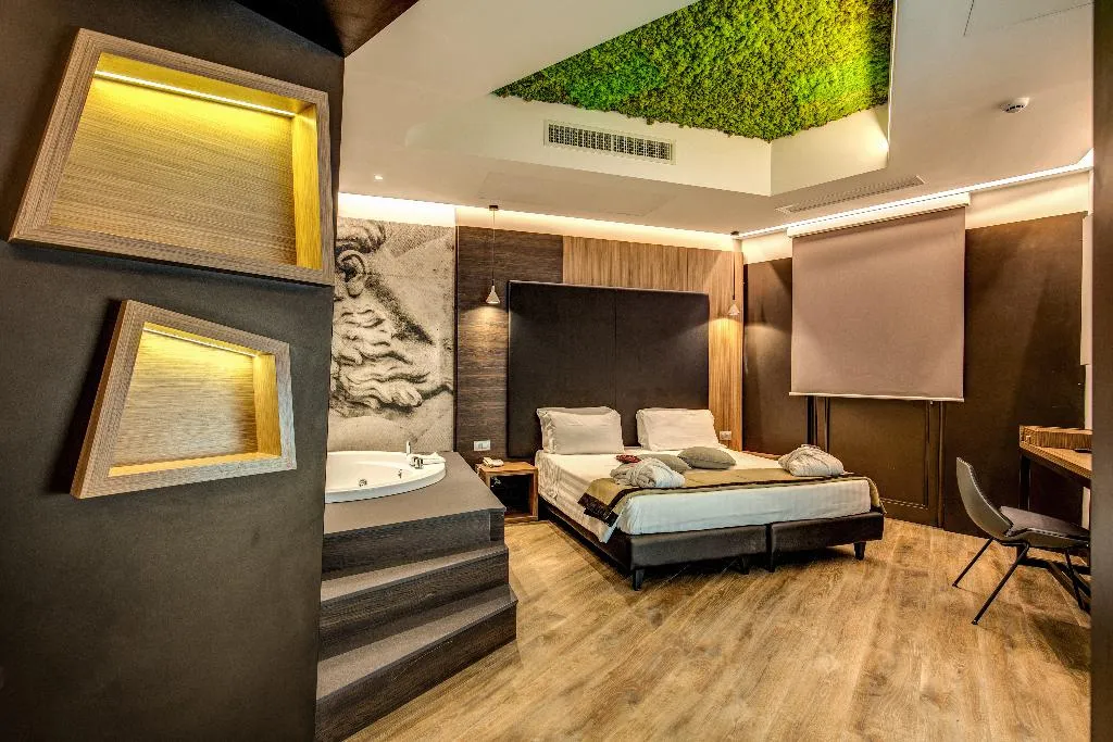 Room, Trevi Collection, Rome