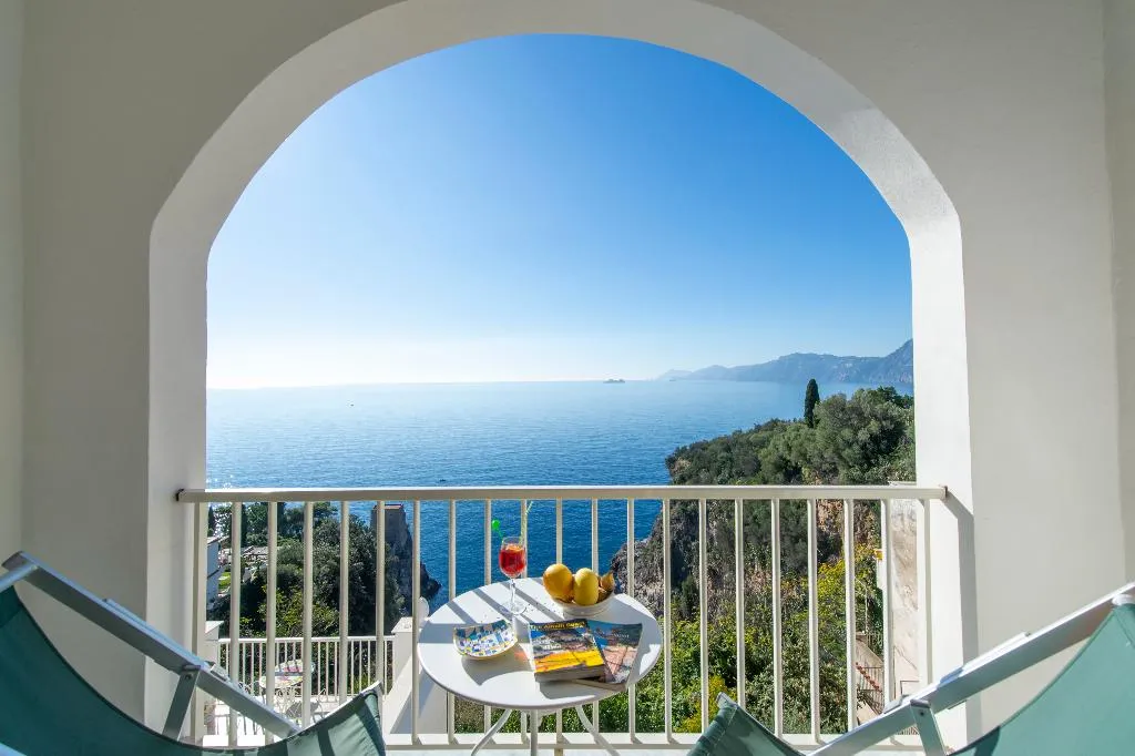 QUADRUPLE SEA VIEW WITH BALCONY Room, Villa Bella Vista near Positano and Amalfi, Naples