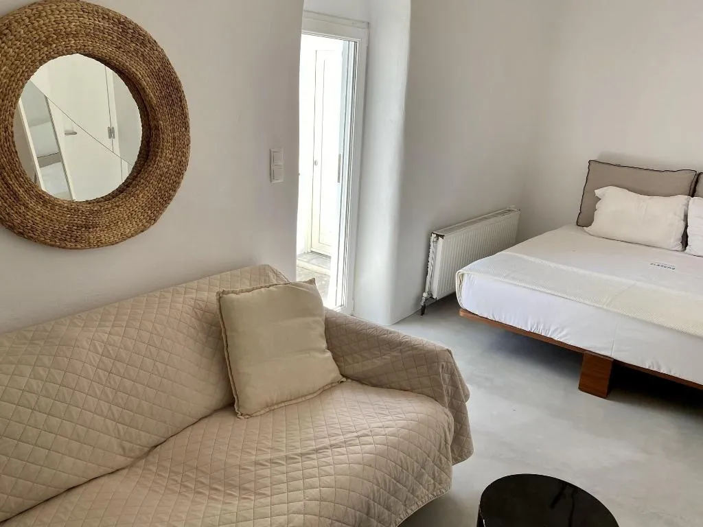 Room, Flaskos Suites, Mykonos