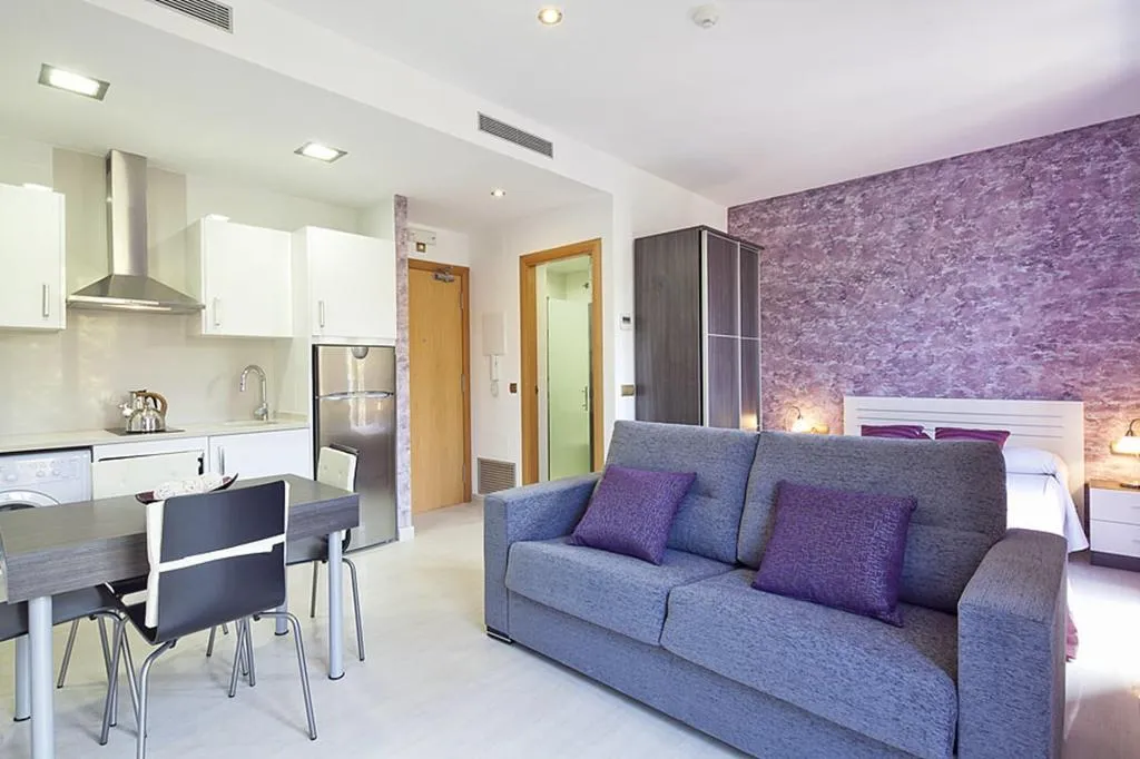 Room, Apart - Ramblas 108, Barcelona