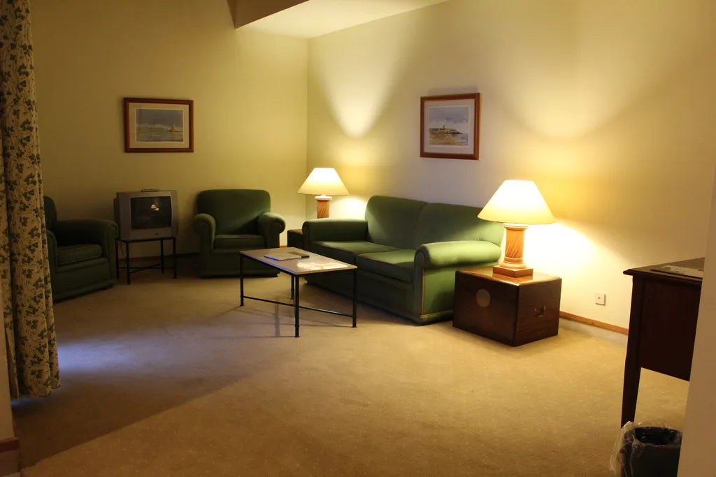 SUITE CAPACITY 4 Room, Solar Palmeiras, Lisbon