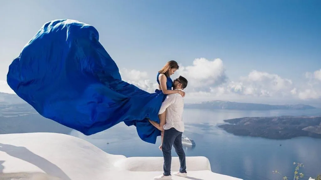 Sports and Entertainment, Pleasure Beachside Studios, Santorini