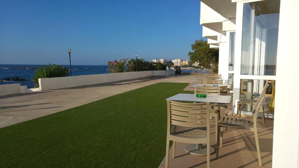 Terrace, Klinakis Beach Hotel, Crete