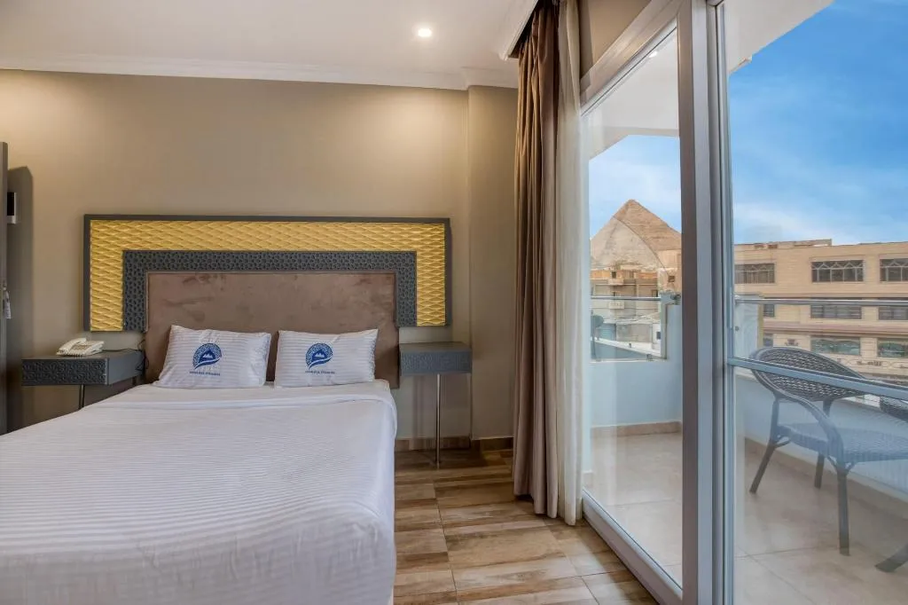 Room, Mamluk Pyramids Hotel, Cairo