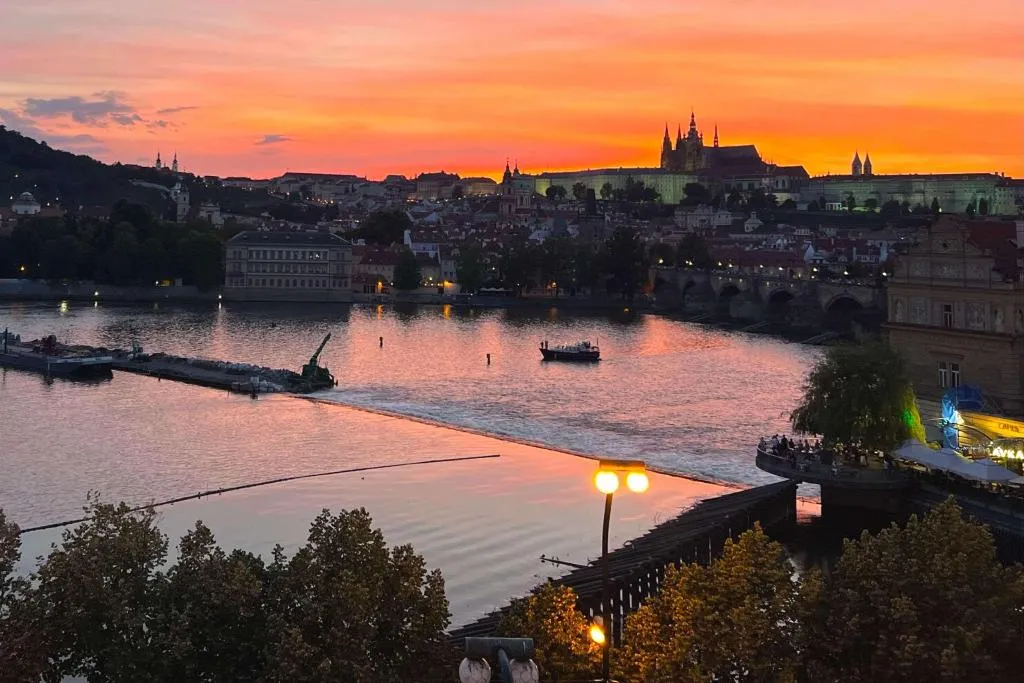 Room DELUXE RIVER VIEW Room, The Mozart Prague, Prague