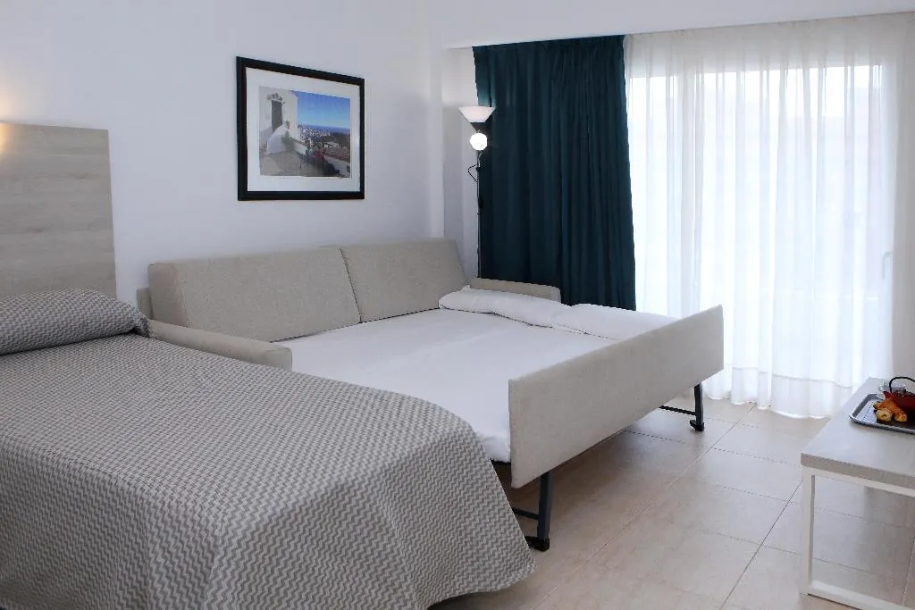 STUDIO SUPERIOR CAPACITY 4 Room, PYR Fuengirola, Costa Del Sol