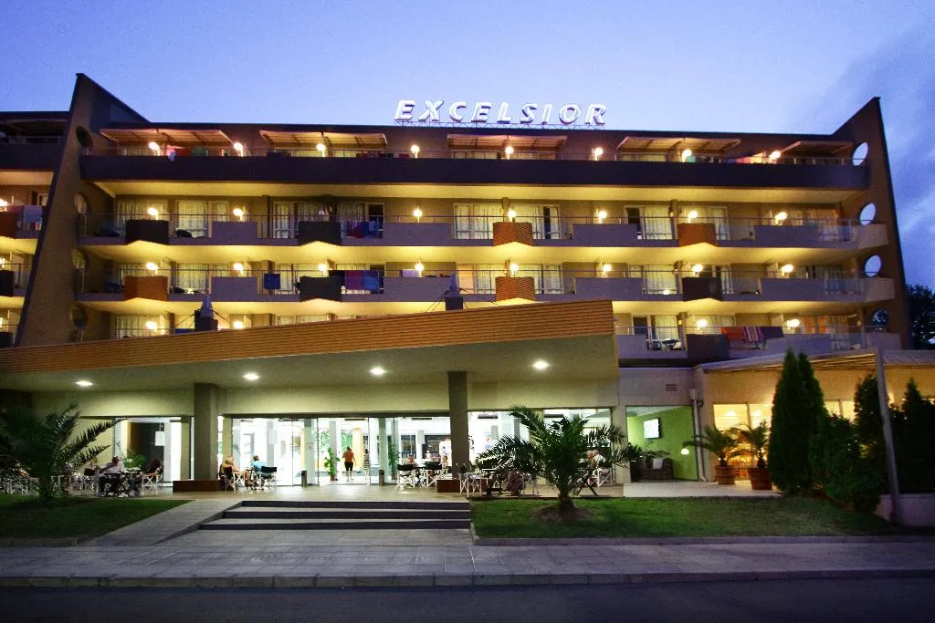 General view, Hotel Excelsior, Varna