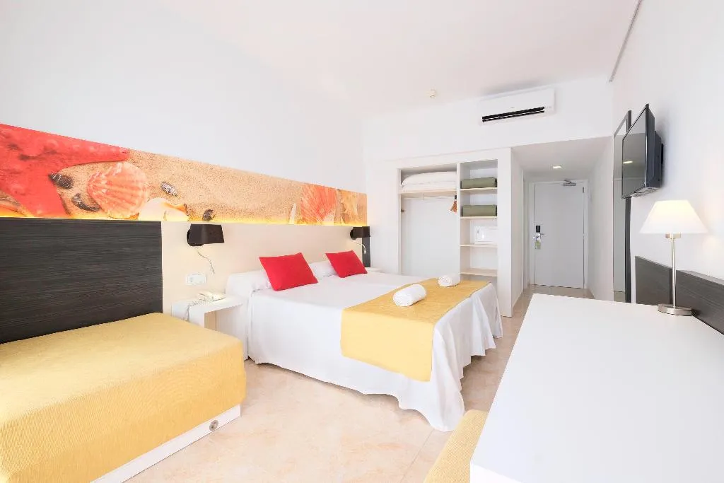 Double or Twin PREMIUM Room, AzuLine Hotel Bergantin, Ibiza
