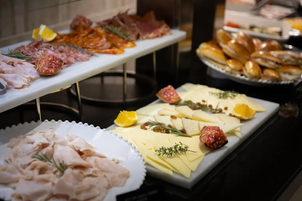 Restaurant, Lyon, Barcelona