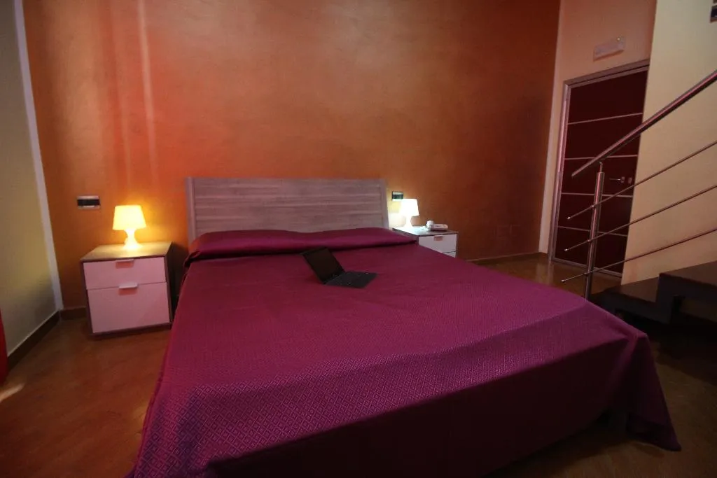 Room, Hotel Diamond, Naples