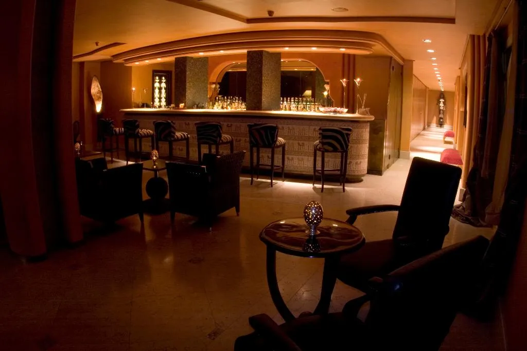 Bar, Romano Palace, Catania