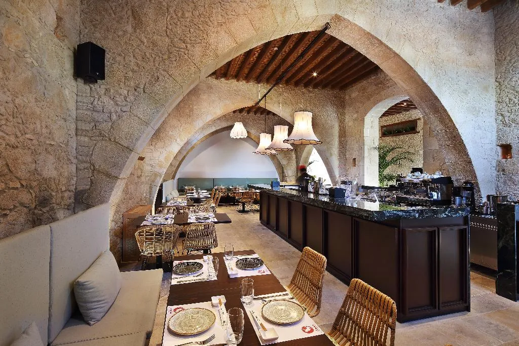 Restaurant, Polis 1907, Cyprus