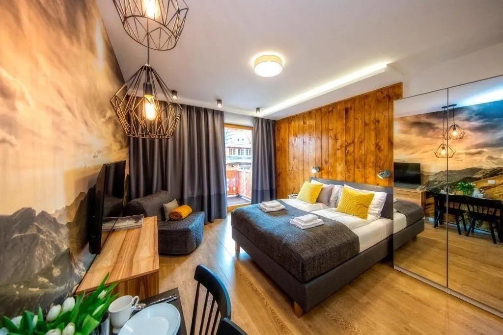 Room, ApartHotel Giewont, Krakow