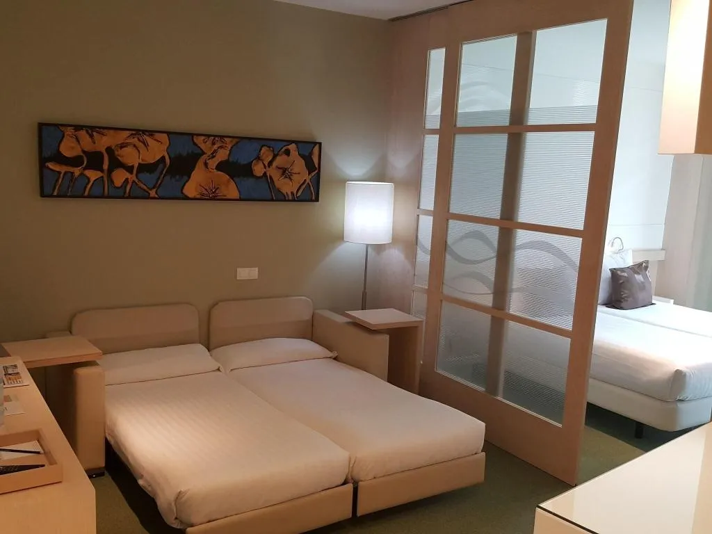 SUITE WITH KITCHENETTE Room, Ako Suite, Barcelona