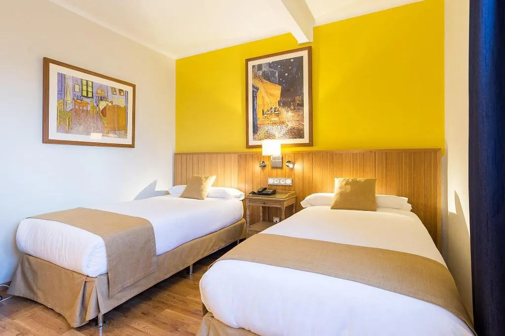 Room, California, Costa Del Sol