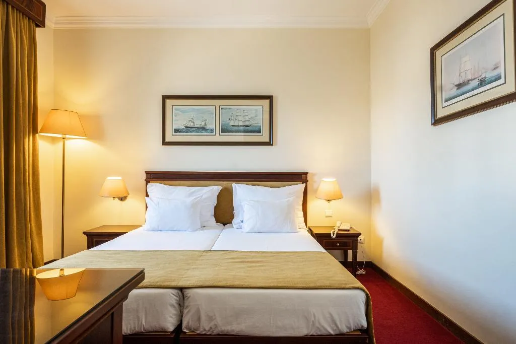 Double or Twin CAPACITY 3 Room, Vila Gale Ericeira, Lisbon