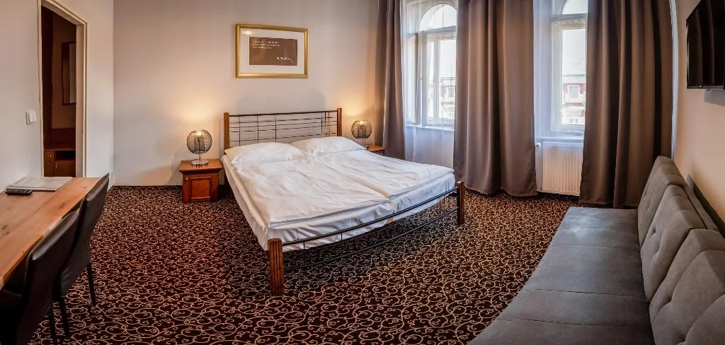 Room, Brixen, Prague