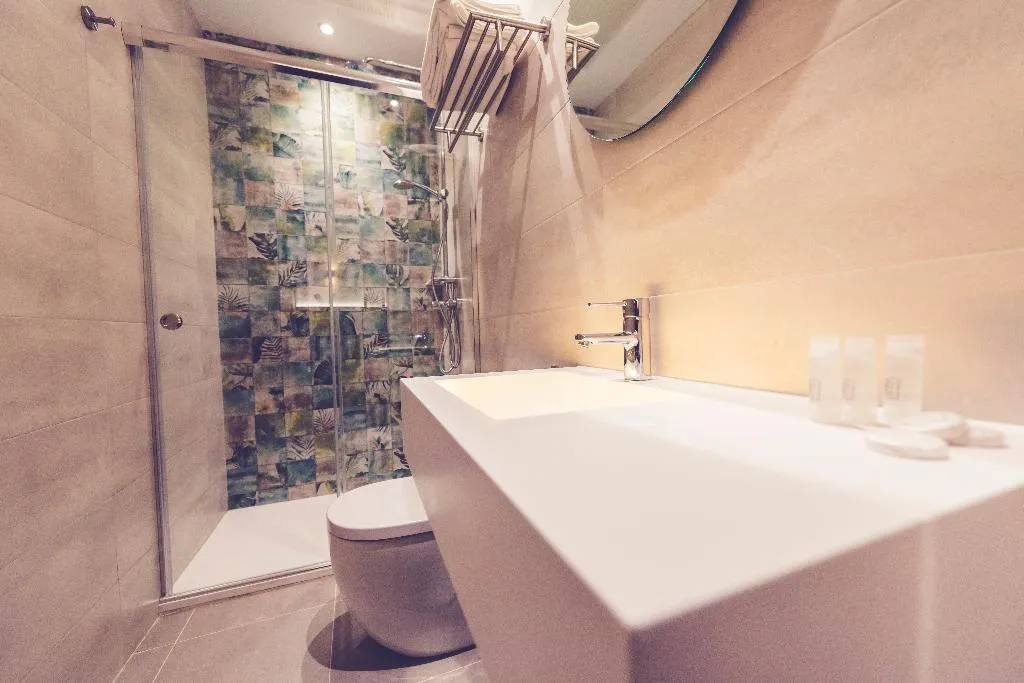 DOUBLE STANDARD Room, Marlasca, Madrid
