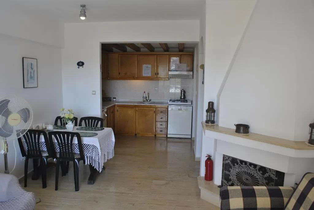 Room, Dionysia, Antalya
