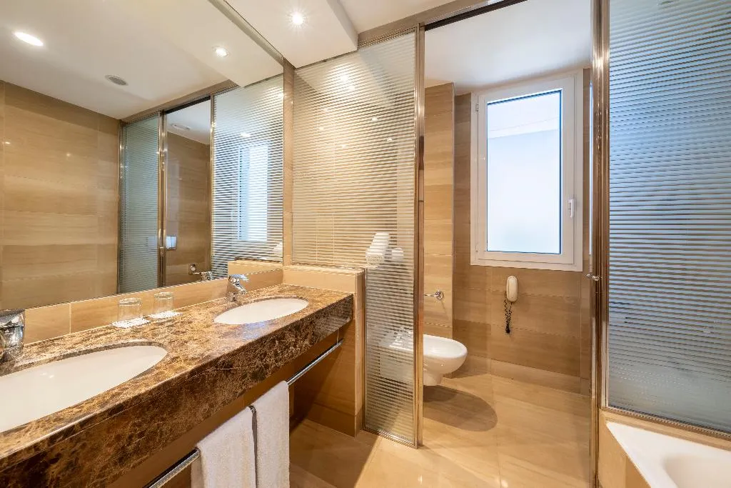SUITE STANDARD Room, Eurostars Acteon, Valencia
