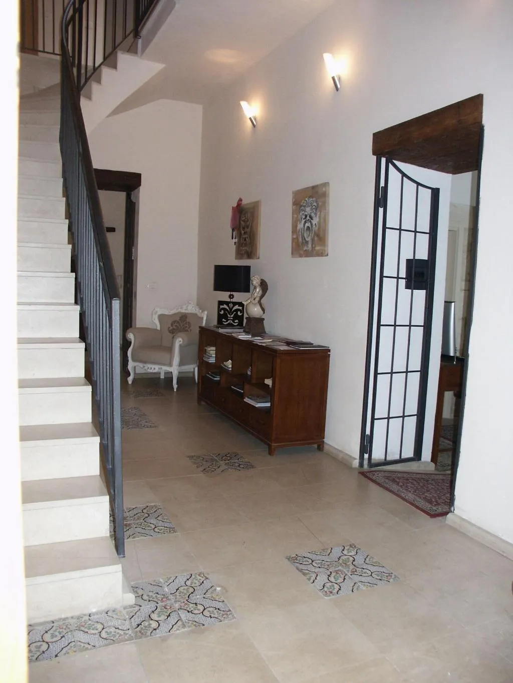 Lobby, La Via Della Giudecca, Catania