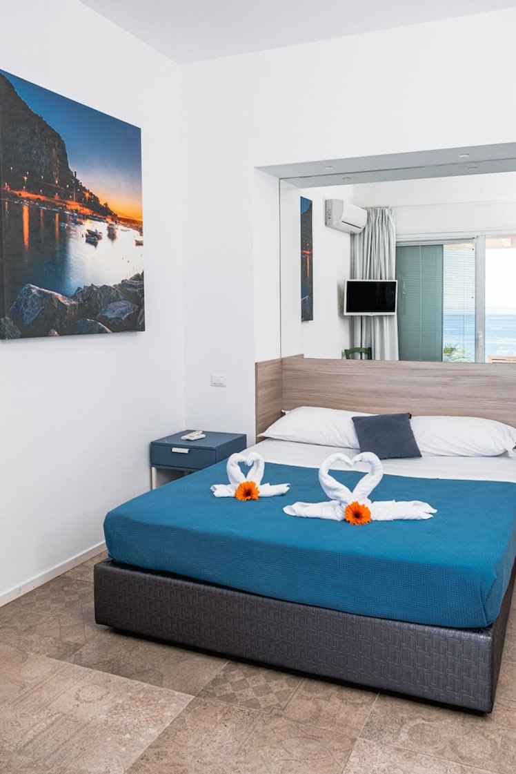 A Tonnara Charme B&B, Palermo