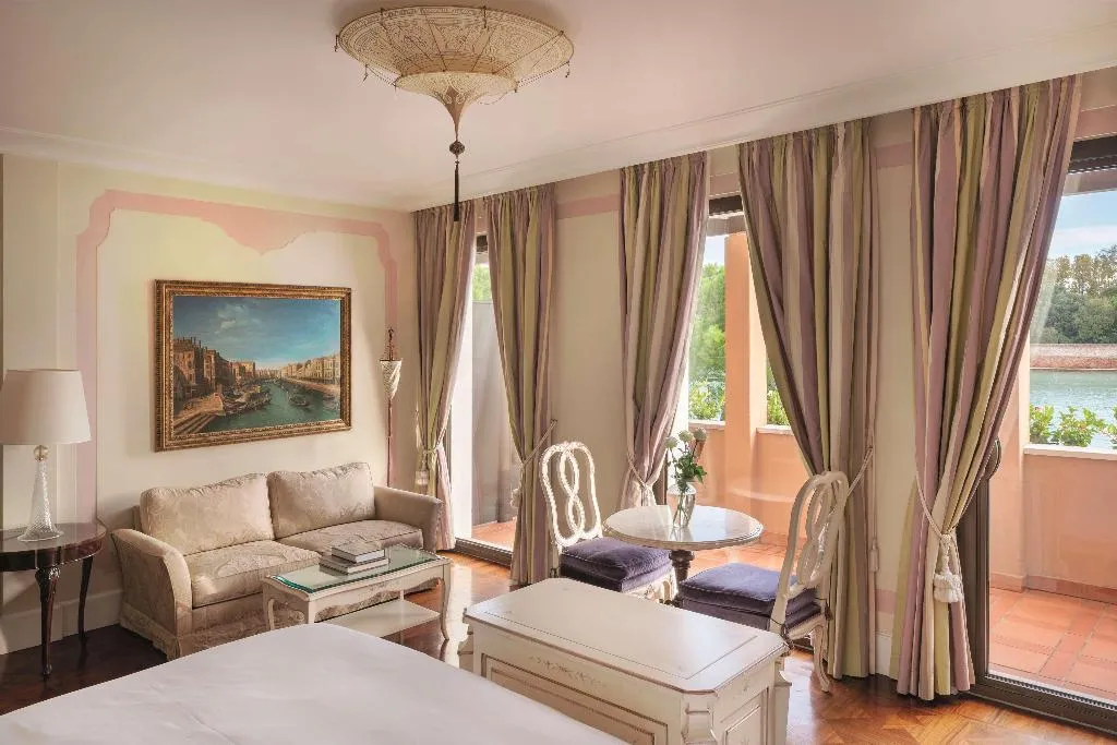 Room PREMIUM Room, Hotel Cipriani, A Belmond Hotel, Venice, Venice
