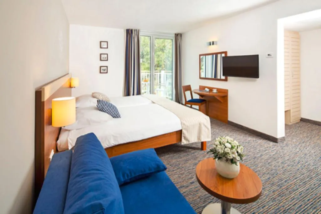 TRIPLE SUPERIOR WITH BALCONY Room, Valamar Sanfior Hotel & Casa, Istria