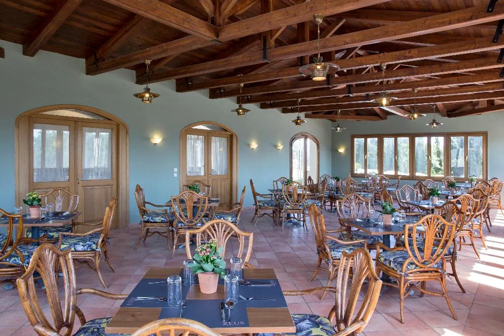 Restaurant, Zeus Eretria Resort, Athens