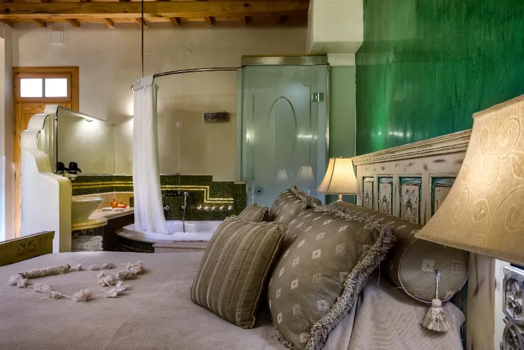 JUNIOR SUITE STANDARD Room, Avli Lounge Apartments, Crete