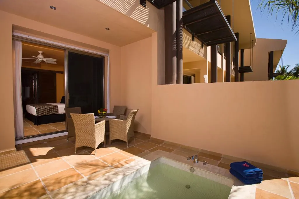 FAMILY ROOM PREMIUM Room, Catalonia Riviera Maya All Inclusive, Cancun Area