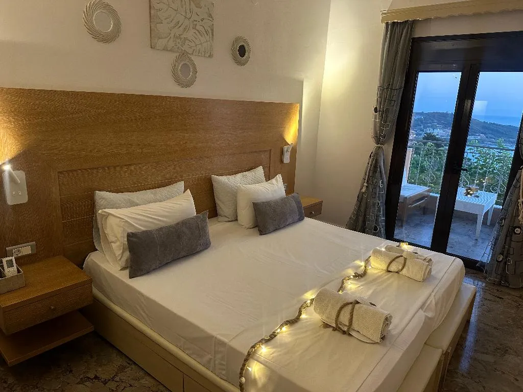 Double or Twin ONE BEDROOM ONE BATHROOM Room, Nikos Apartments Corfu, Corfu