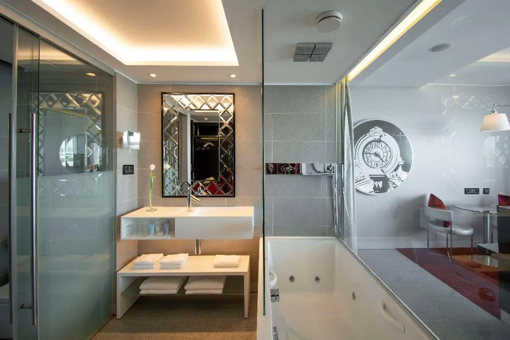 Room, Myriad By Sana Hotels, Lisbon