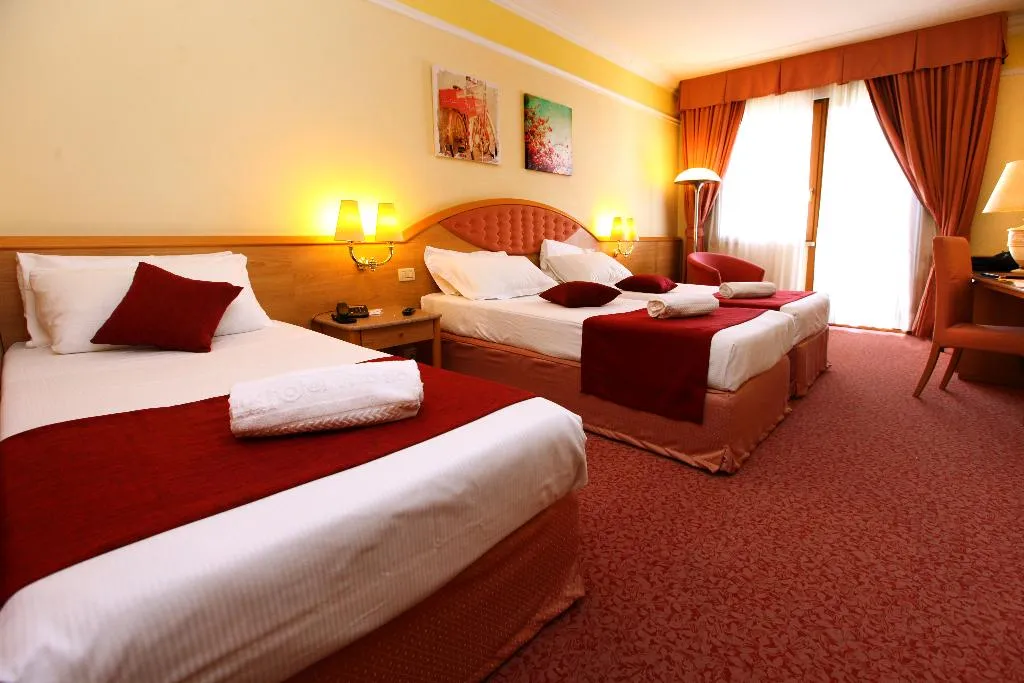 TRIPLE PARK VIEW Room, Villa Fiorita, Venice