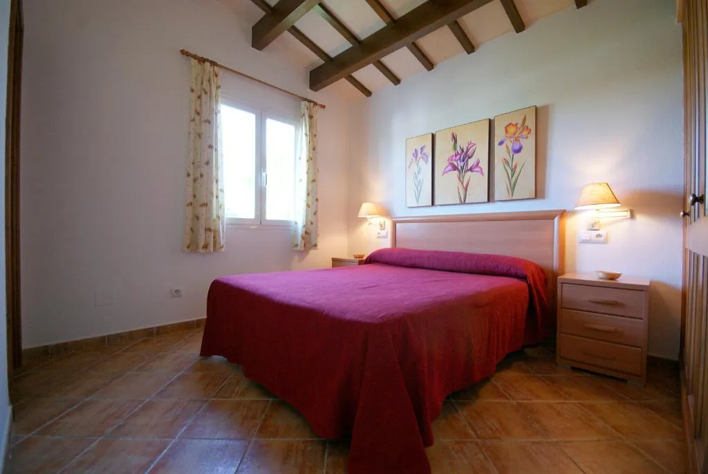 VILLA THREE BEDROOMS WITH AIR CONDITIONING Room, Begonias, Menorca