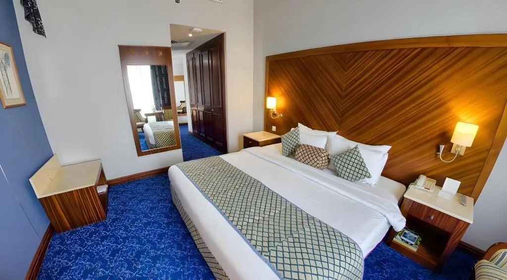 Room, Regent Palace, Dubai