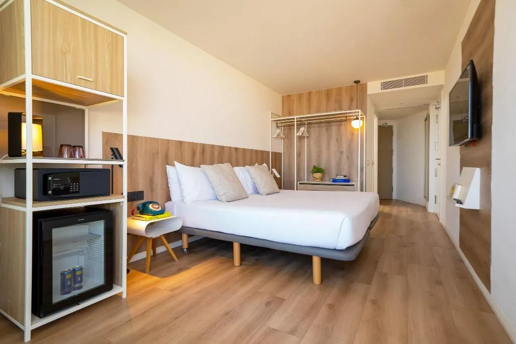 Room, Innside by Melia Calvia Beach, Majorca