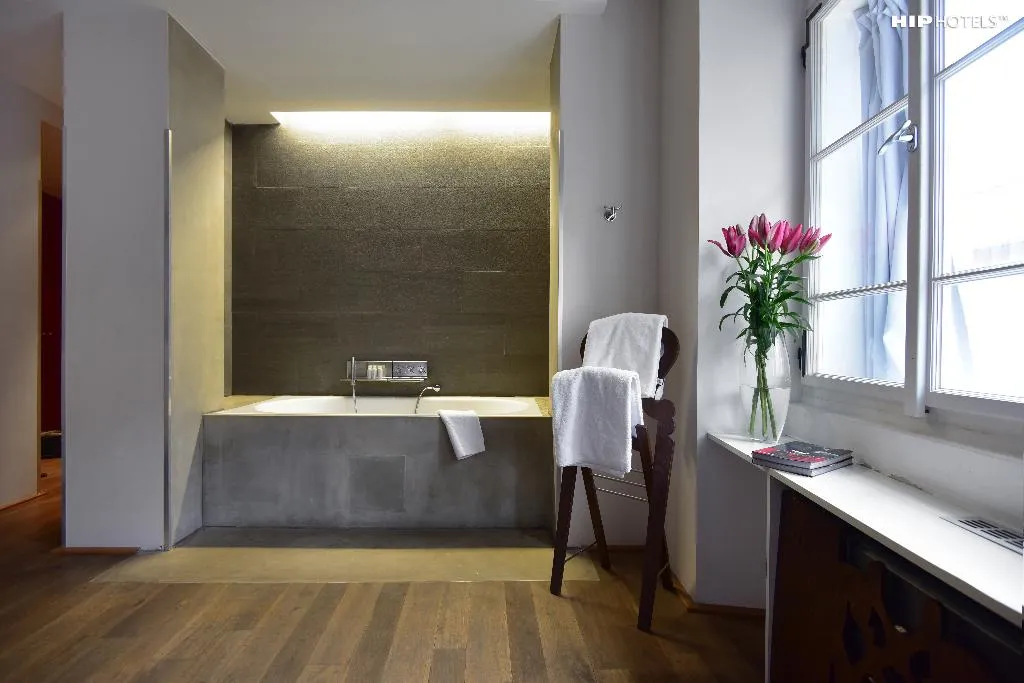 DOUBLE DELUXE Room, Design Hotel Neruda, Prague