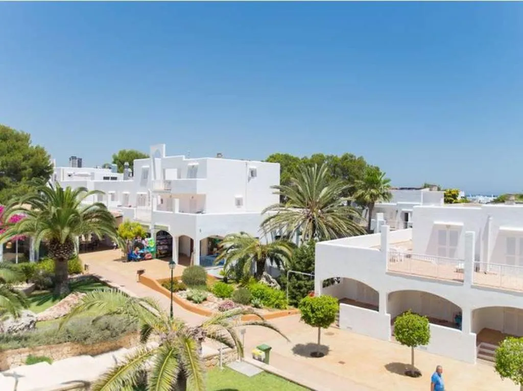 General view, Hotel Club Es Talaial, Majorca