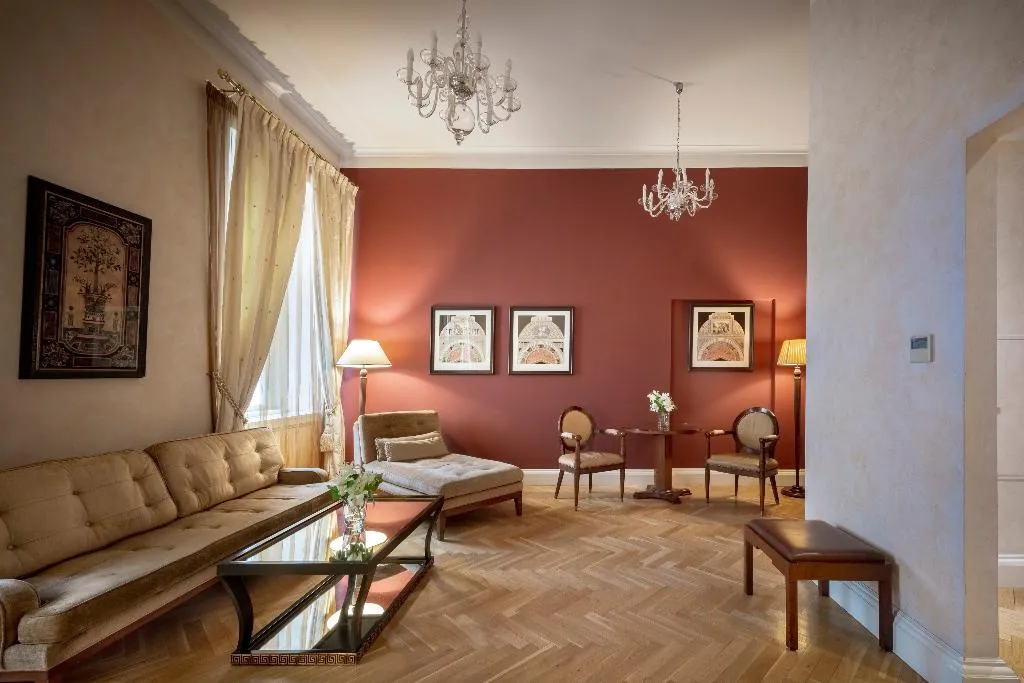 SUITE DELUXE KING BED Room, The Mozart Prague, Prague