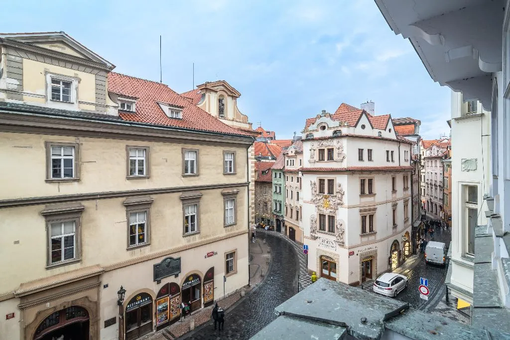 APARTMENT Private external bathroom Room, Royal Road Residence, Prague