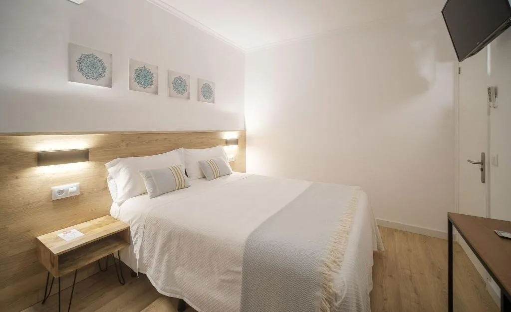Room, Hostal Menurka, Menorca