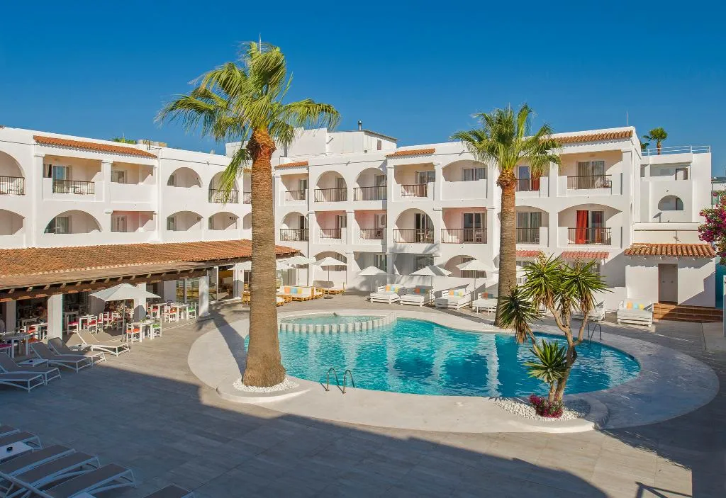 Terrace, Vibra Bossa Flow Hotel, Ibiza