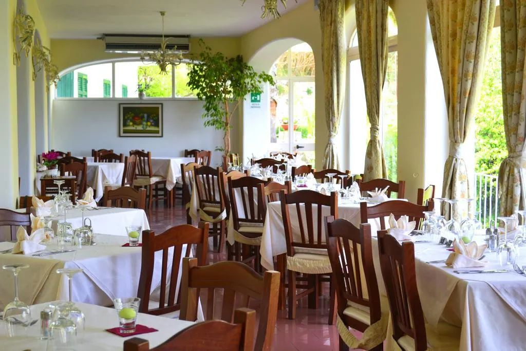 Restaurant, Maremonti, Naples