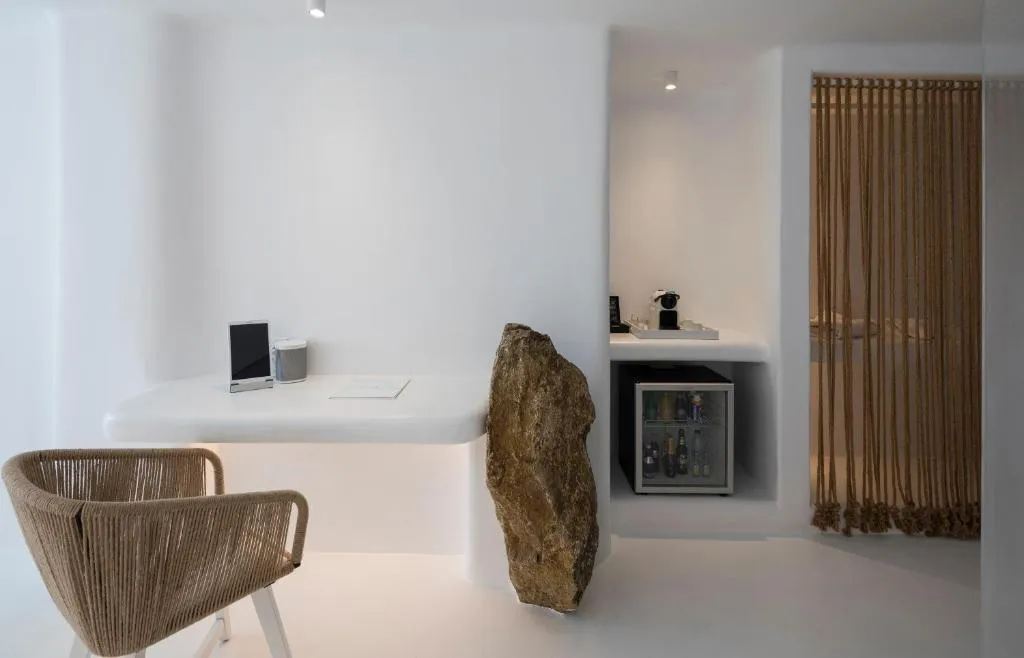FAMILY ROOM basement Room, Mykonos Bay Resort & Villas, Mykonos