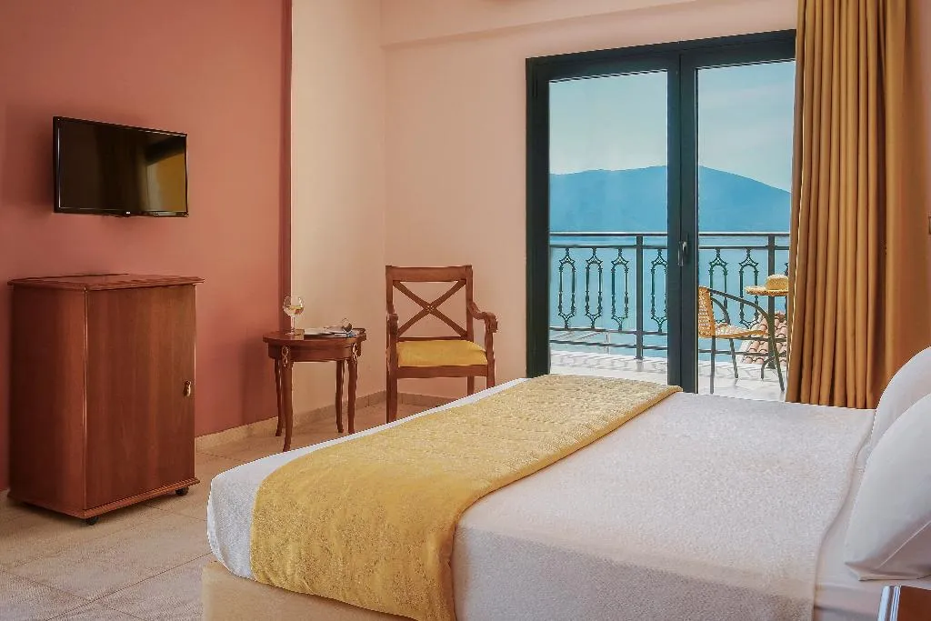 VILLA ONE BEDROOM Room, Kefalonia Bay Palace by GHH, Kefallinia