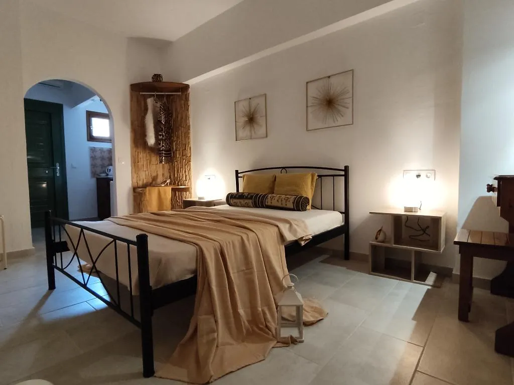 STUDIO STANDARD Room, Roza studios, Corfu