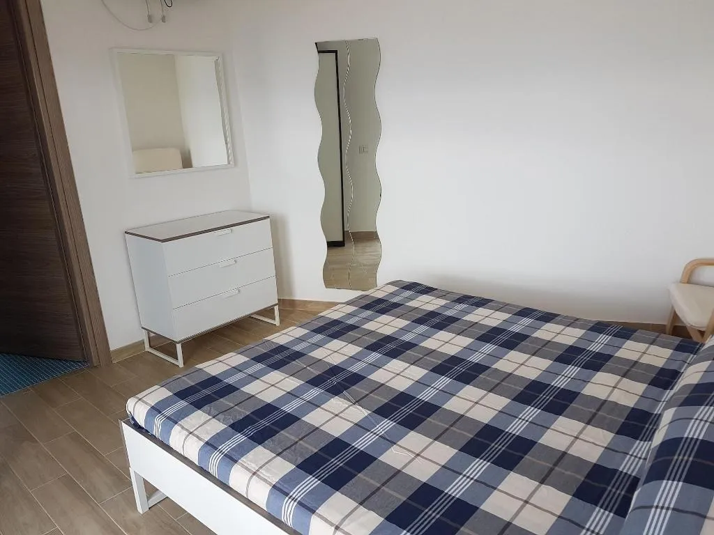 Room, Il Paradiso Sul Mare, Rome
