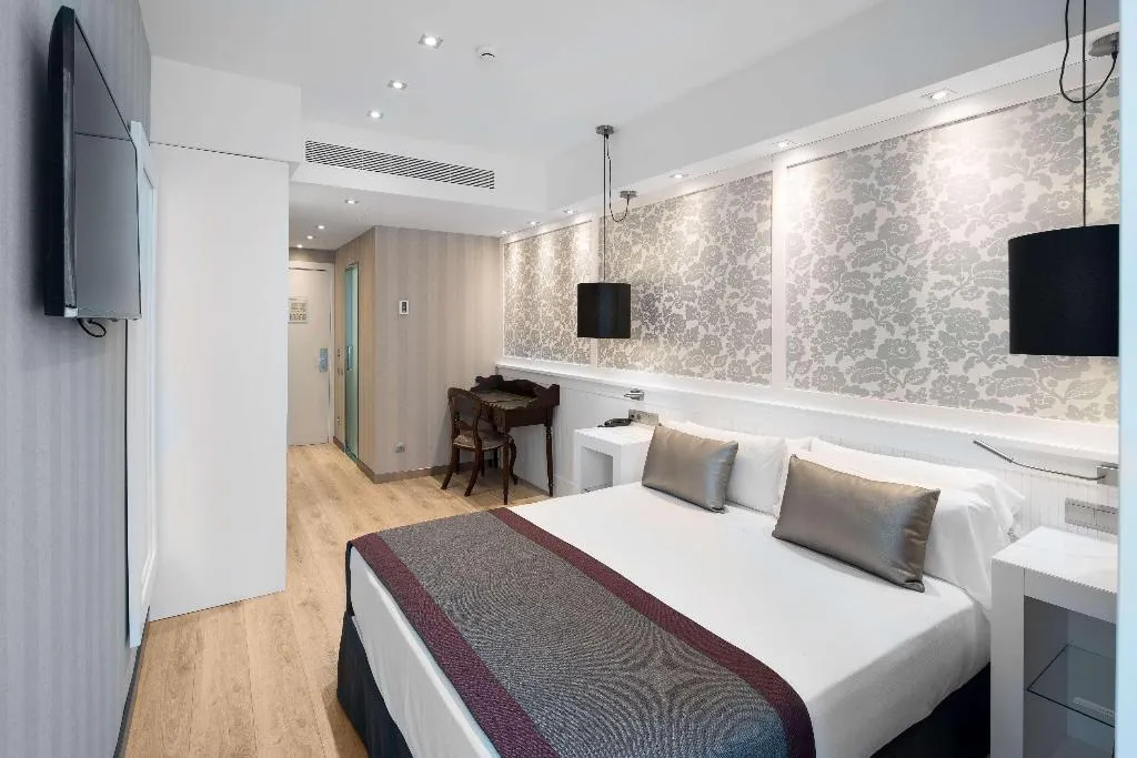 Room, Catalonia Plaza Cataluña, Barcelona