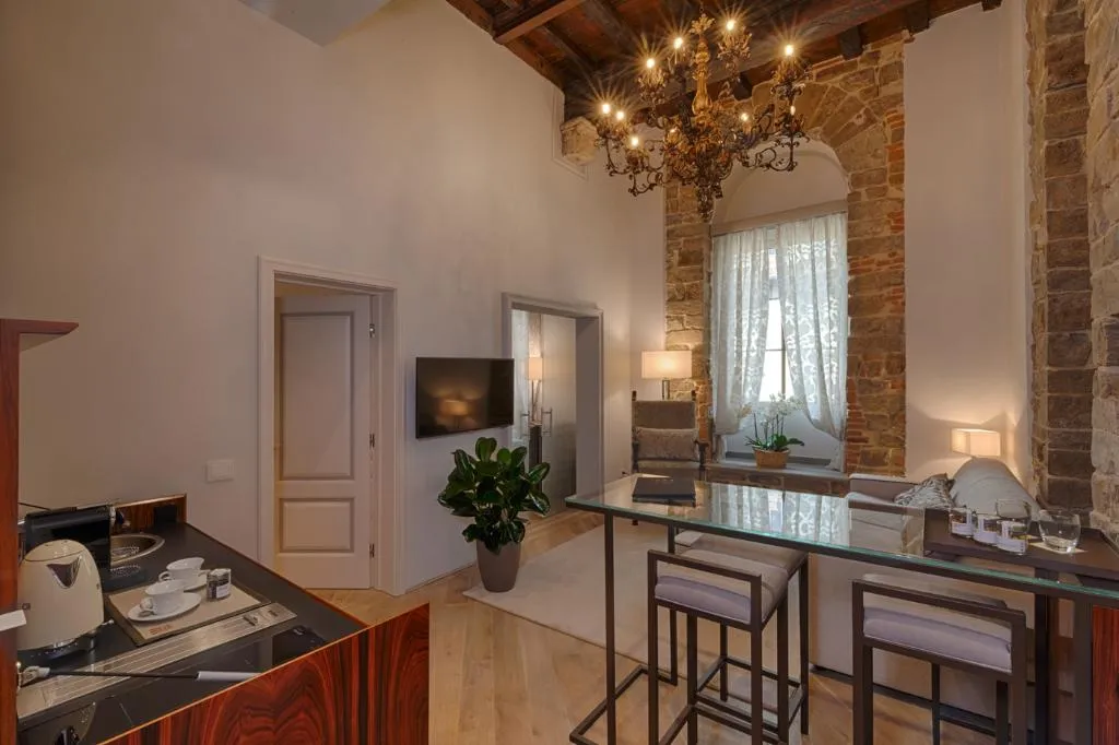 SUITE CLASSIC ONE BEDROOM Room, Donati Luxury Tower, Florence
